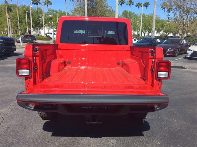new 2025 Jeep Gladiator car, priced at $42,002