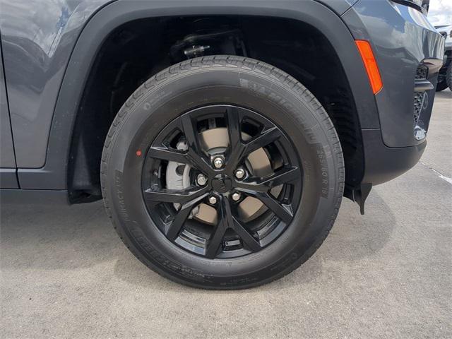 new 2024 Jeep Grand Cherokee car, priced at $40,379