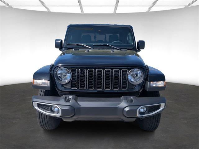 new 2024 Jeep Gladiator car, priced at $46,570