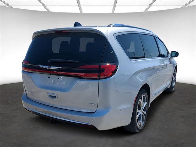 new 2024 Chrysler Pacifica car, priced at $54,167