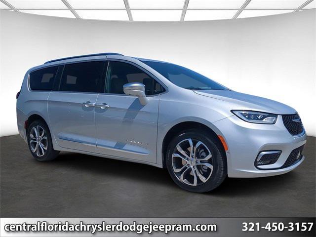 new 2024 Chrysler Pacifica car, priced at $54,167