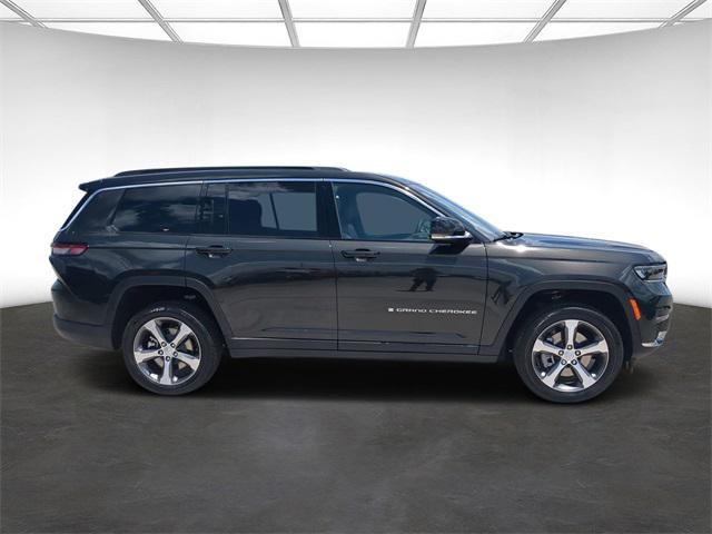 new 2024 Jeep Grand Cherokee L car, priced at $39,521