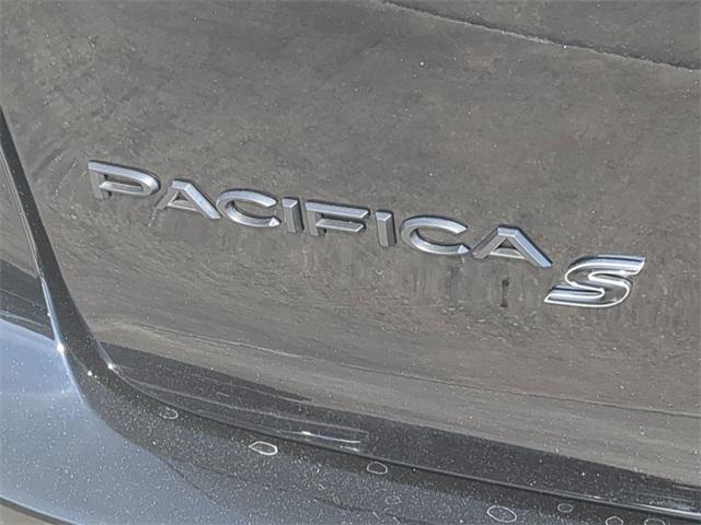 new 2024 Chrysler Pacifica car, priced at $41,077