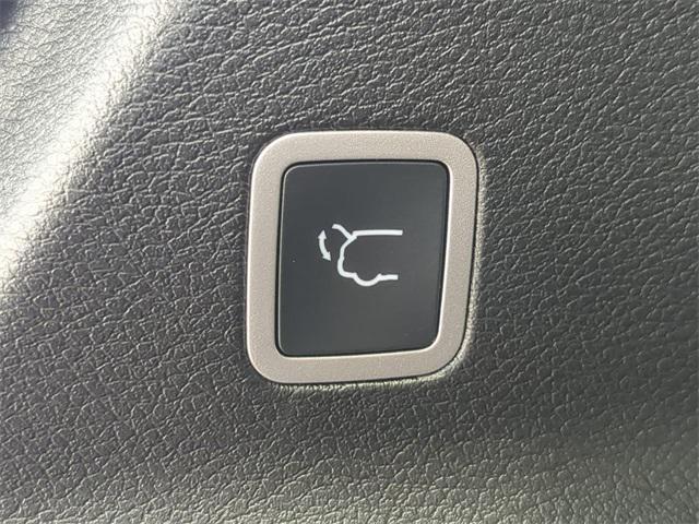new 2026 Chrysler Voyager car, priced at $40,002