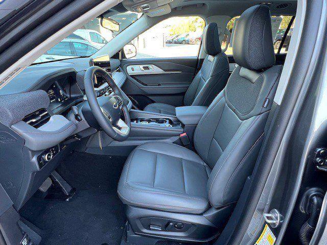 new 2025 Ford Explorer car, priced at $49,470
