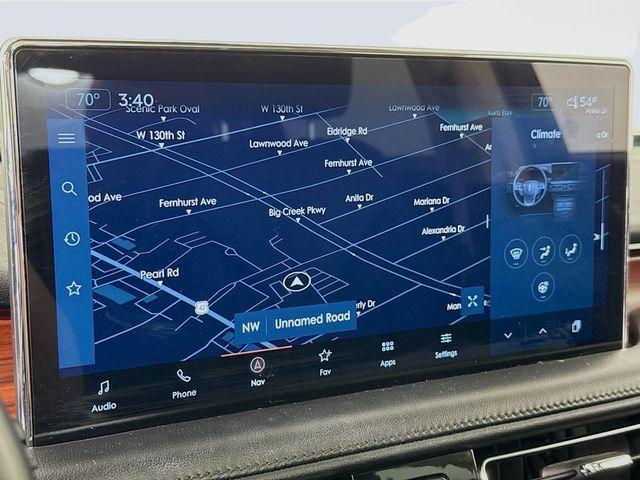 used 2022 Lincoln Nautilus car, priced at $31,647