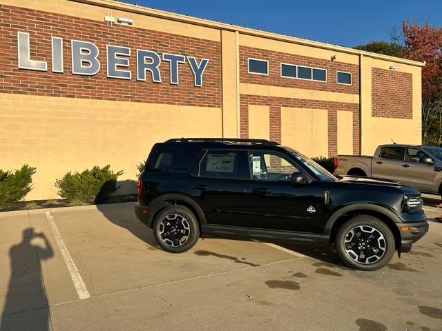 new 2024 Ford Bronco Sport car, priced at $33,813