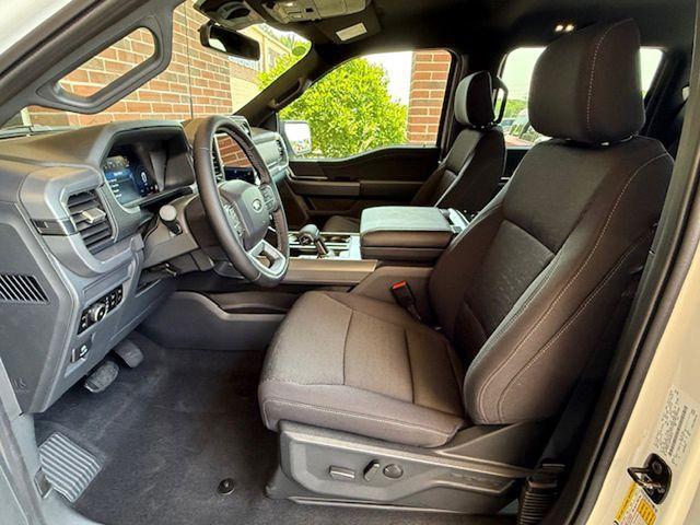 new 2025 Ford F-150 car, priced at $53,209