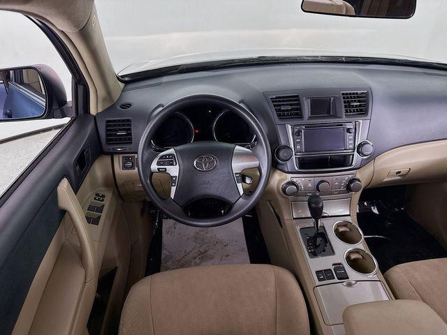 used 2013 Toyota Highlander car, priced at $15,770