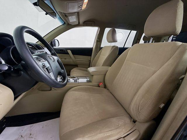 used 2013 Toyota Highlander car, priced at $15,770
