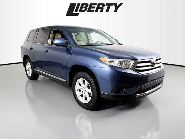 used 2013 Toyota Highlander car, priced at $15,850
