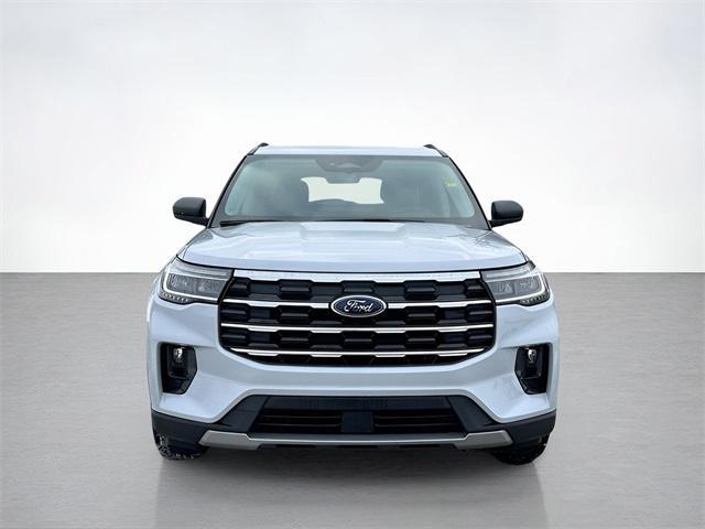 new 2025 Ford Explorer car, priced at $46,371