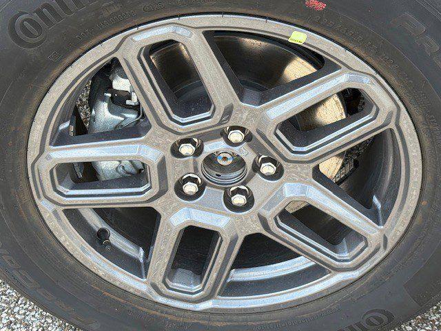 new 2025 Ford Bronco Sport car, priced at $33,385