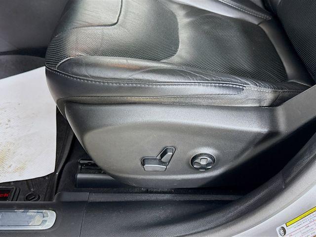 used 2021 Jeep Cherokee car, priced at $17,211