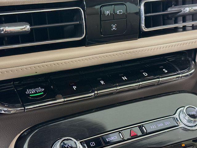 used 2022 Lincoln Nautilus car, priced at $38,200