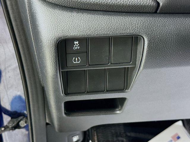 used 2017 Honda CR-V car, priced at $15,500