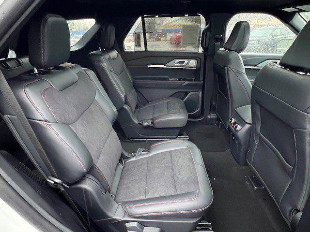 new 2025 Ford Explorer car, priced at $61,155