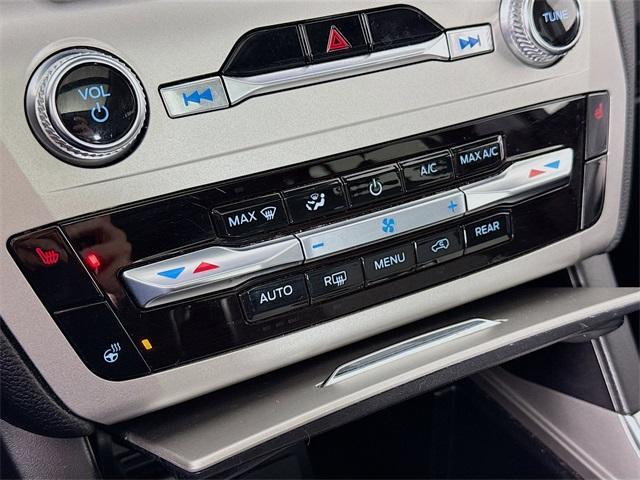 used 2022 Ford Explorer car, priced at $32,333