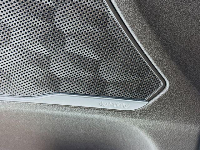 used 2019 Hyundai Santa Fe car, priced at $25,700