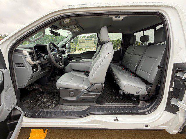 new 2025 Ford F-350 car, priced at $53,870