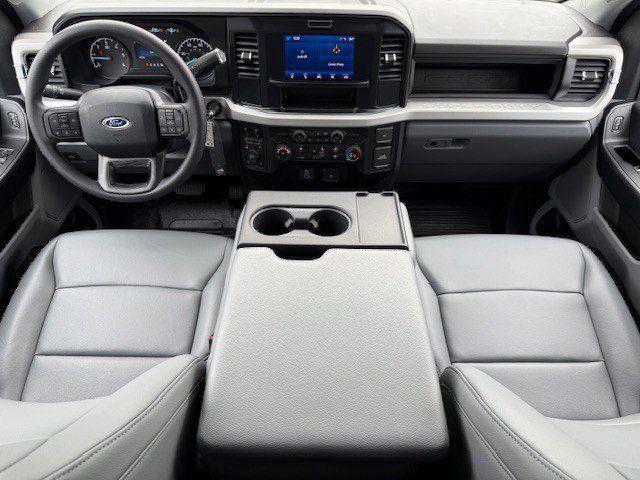 new 2025 Ford F-350 car, priced at $53,870