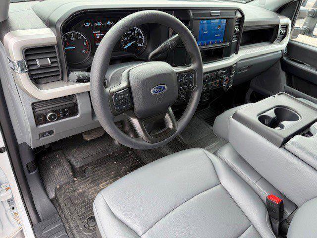 new 2025 Ford F-350 car, priced at $53,870