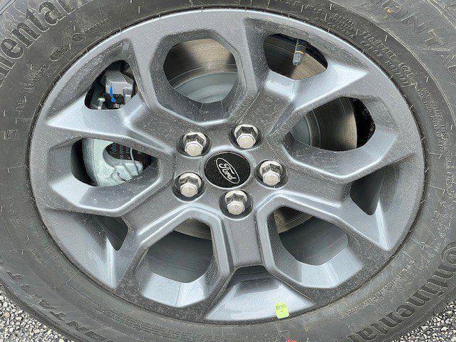 new 2025 Ford Maverick car, priced at $33,005