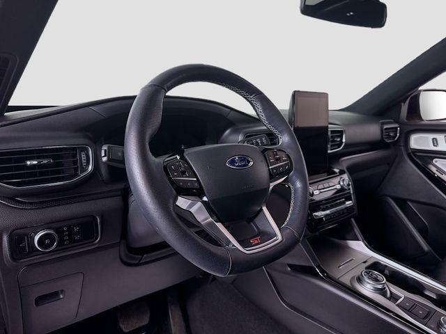 used 2023 Ford Explorer car