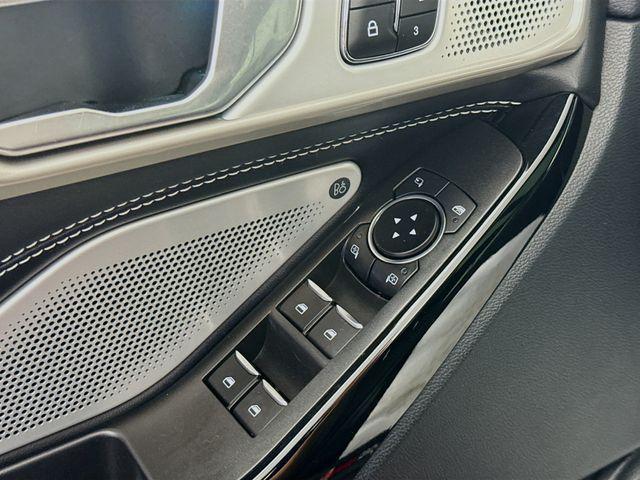 used 2023 Ford Explorer car