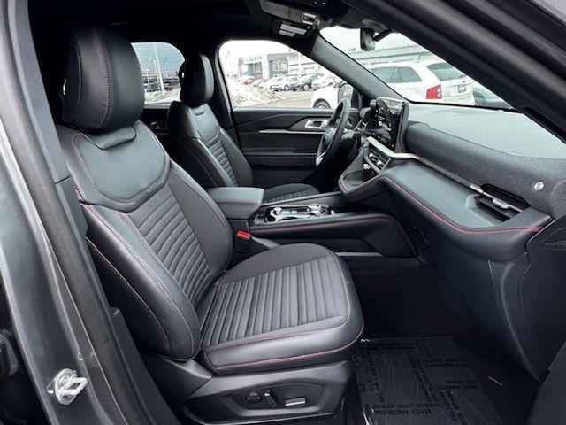 new 2025 Ford Explorer car, priced at $48,735