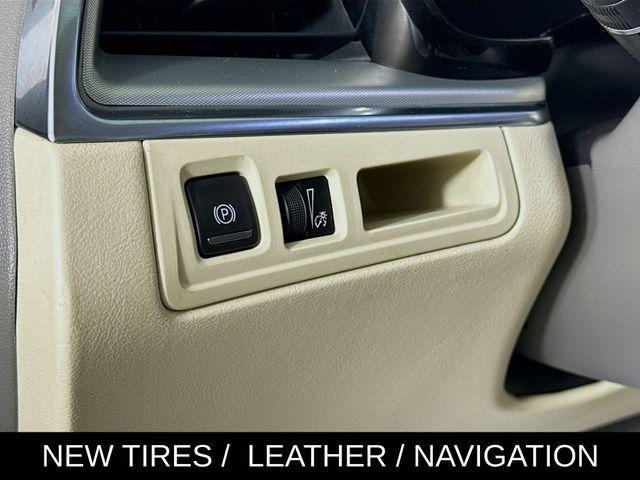 used 2019 Cadillac XT5 car, priced at $16,627