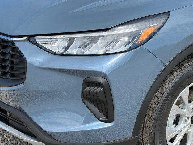 new 2026 Ford Escape car, priced at $32,735