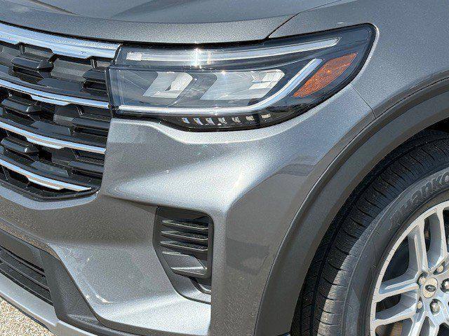 new 2025 Ford Explorer car, priced at $42,245