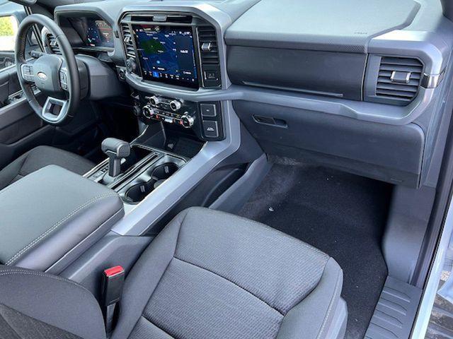 new 2025 Ford F-150 car, priced at $51,586