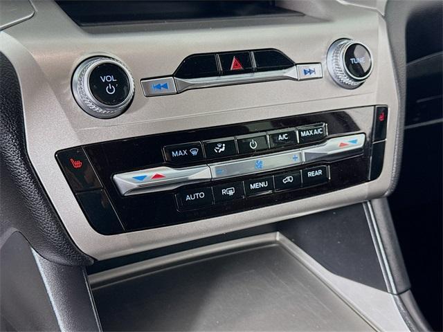 used 2022 Ford Explorer car, priced at $27,490