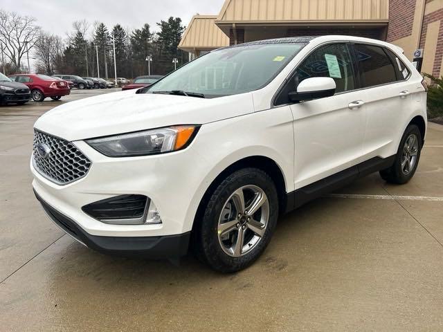 new 2024 Ford Edge car, priced at $46,505