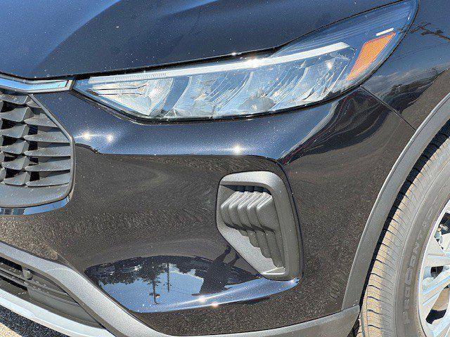 new 2025 Ford Escape car, priced at $29,905