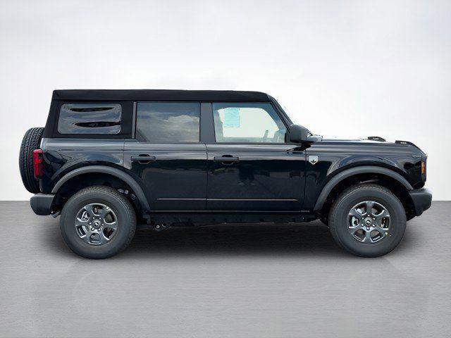 new 2025 Ford Bronco car, priced at $45,175