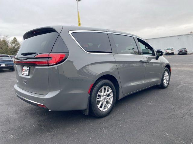 new 2025 Chrysler Pacifica car, priced at $38,794