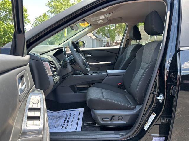 used 2024 Nissan Rogue car, priced at $21,894