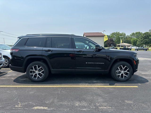 used 2024 Jeep Grand Cherokee L car, priced at $38,894