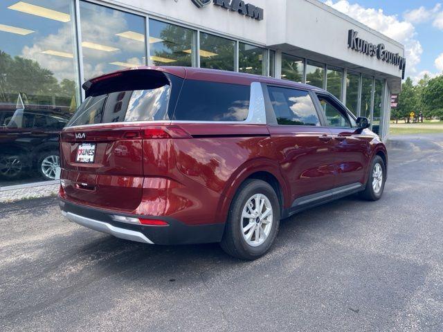 used 2024 Kia Carnival car, priced at $29,994
