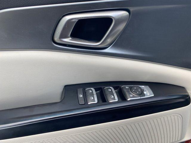 used 2024 Kia Carnival car, priced at $29,994
