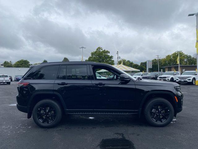 new 2025 Jeep Grand Cherokee car, priced at $44,713