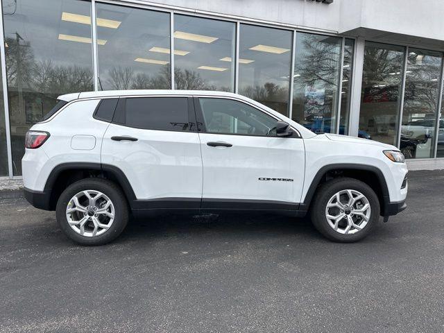 new 2025 Jeep Compass car, priced at $22,994