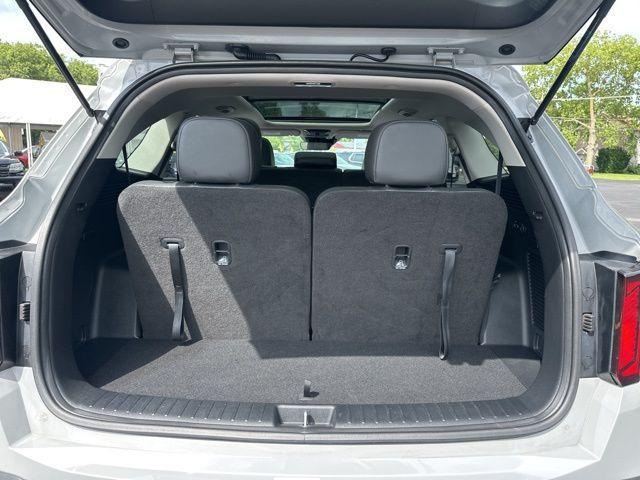 used 2024 Kia Sorento car, priced at $27,994
