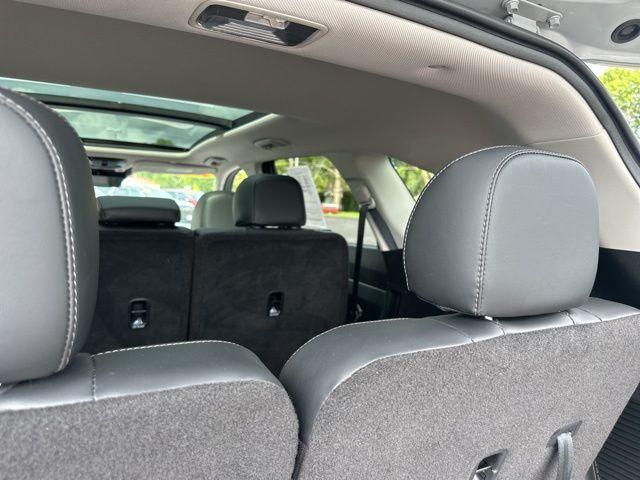 used 2024 Kia Sorento car, priced at $27,994