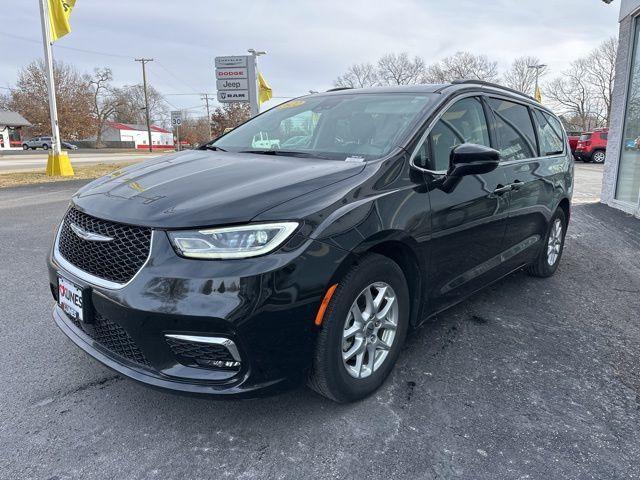 used 2022 Chrysler Pacifica car