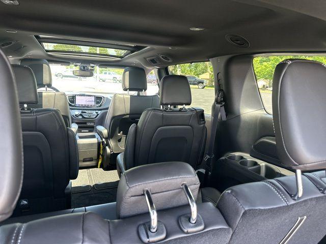 new 2025 Chrysler Pacifica car, priced at $42,494