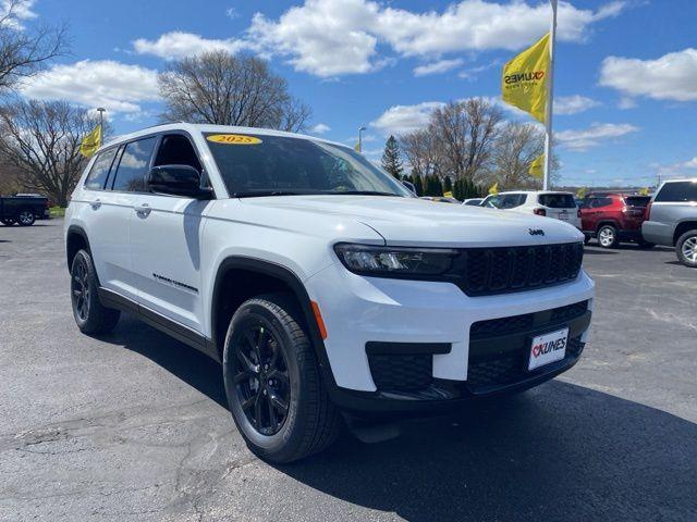 new 2025 Jeep Grand Cherokee L car, priced at $44,097